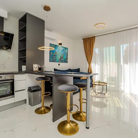 Apartment La E Bella *