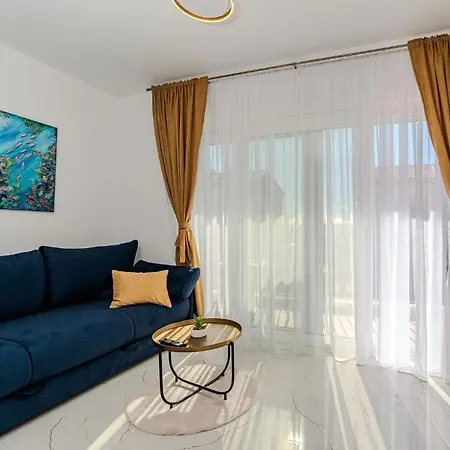 Apartment La E Bella *