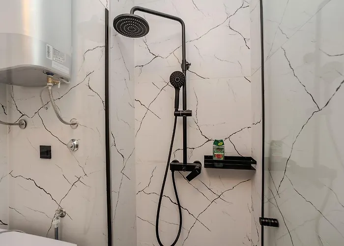 La E Bella زادار